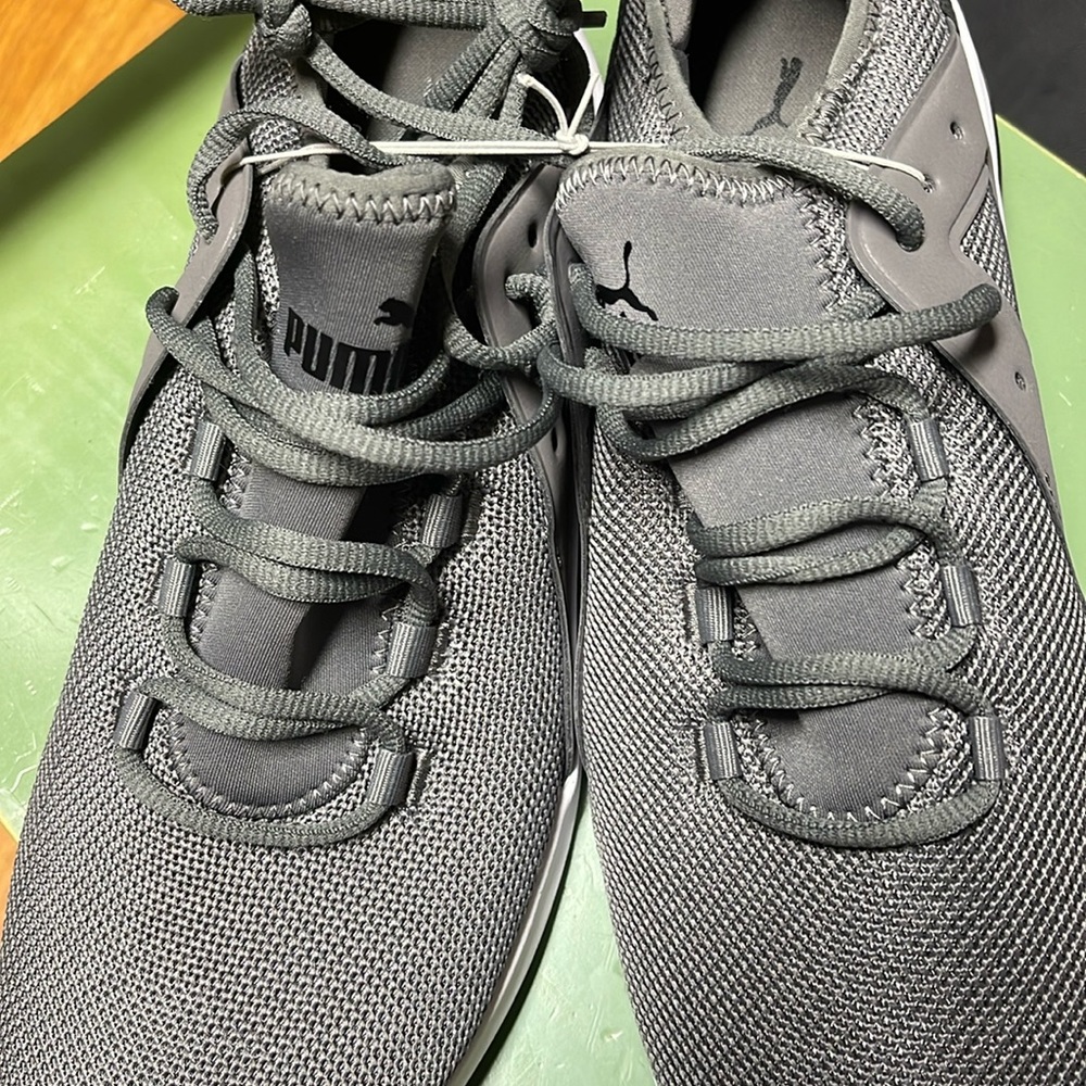 Puma Men Soft Foam Comfort Fit Grey US Size 10 Men